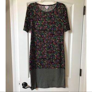 Beautiful LuLaRoe Julia with contrast skirt bottom